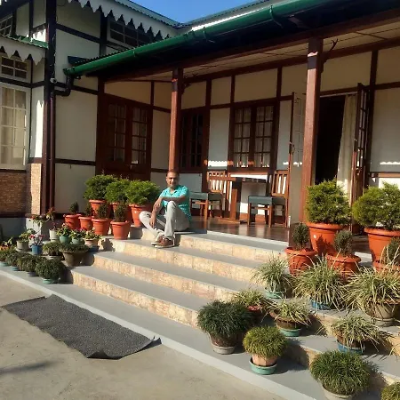 Cafe Shillong Bed & Breakfast-2